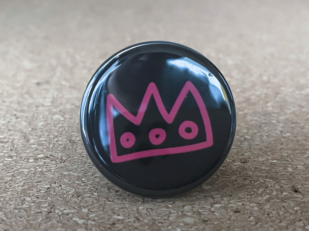 1.25" Circle - Pink Crown Button